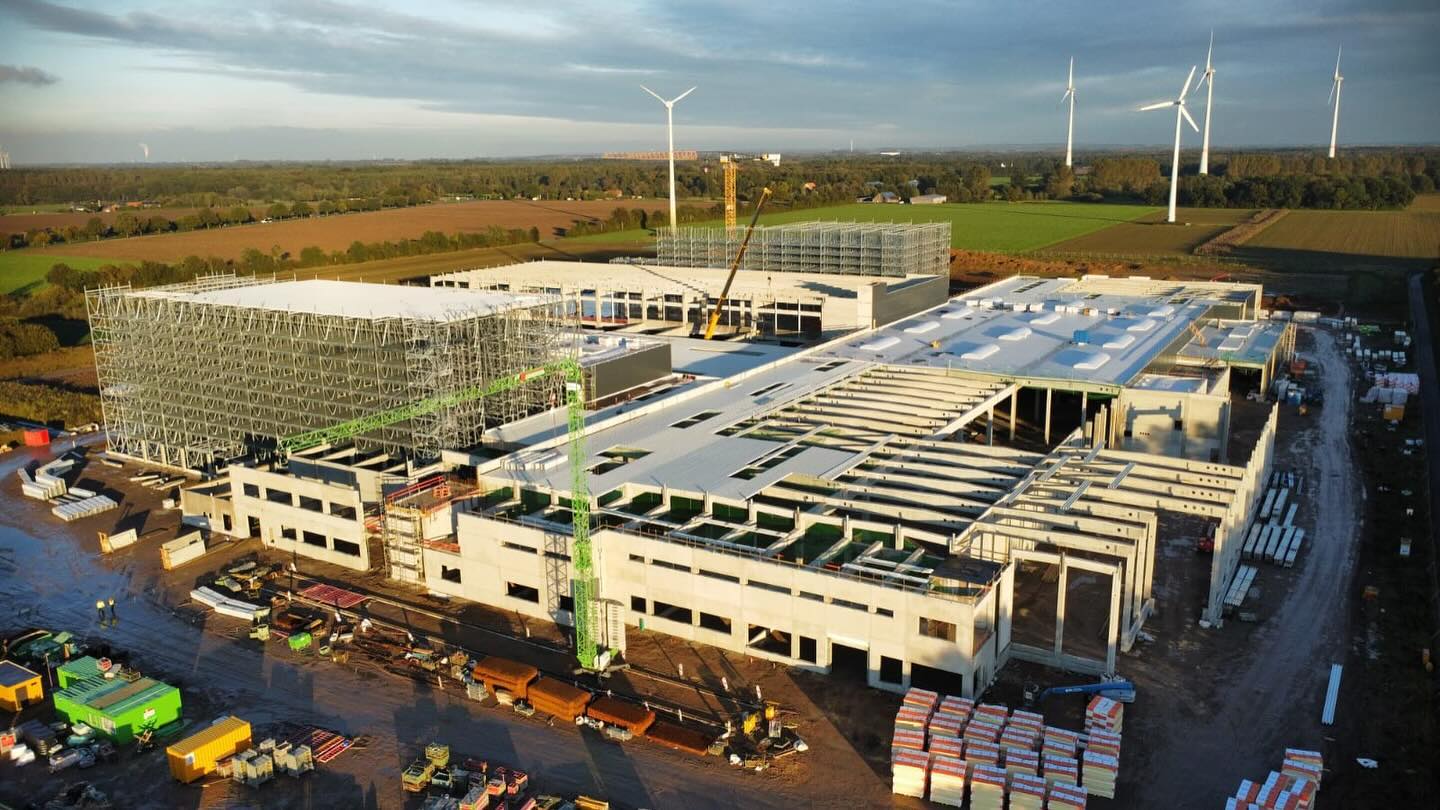 463474800 566887782402762 3158949740840773158 n